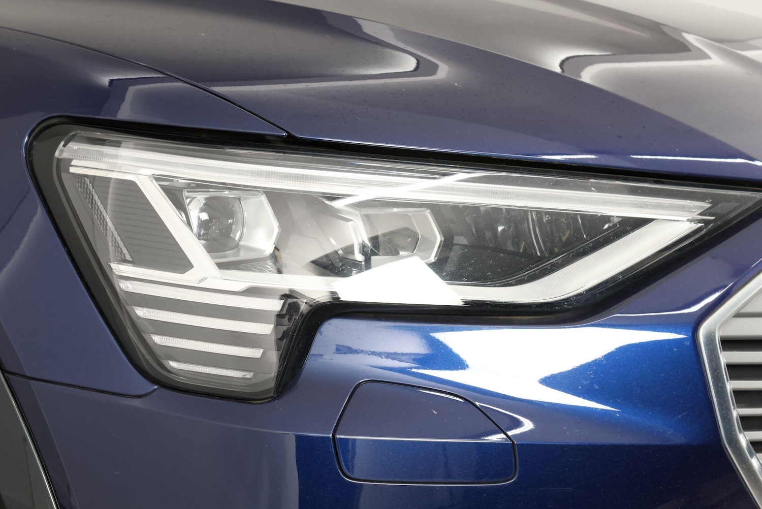 Used Audi e-tron 2022 for sale - 77537865: Photo 57