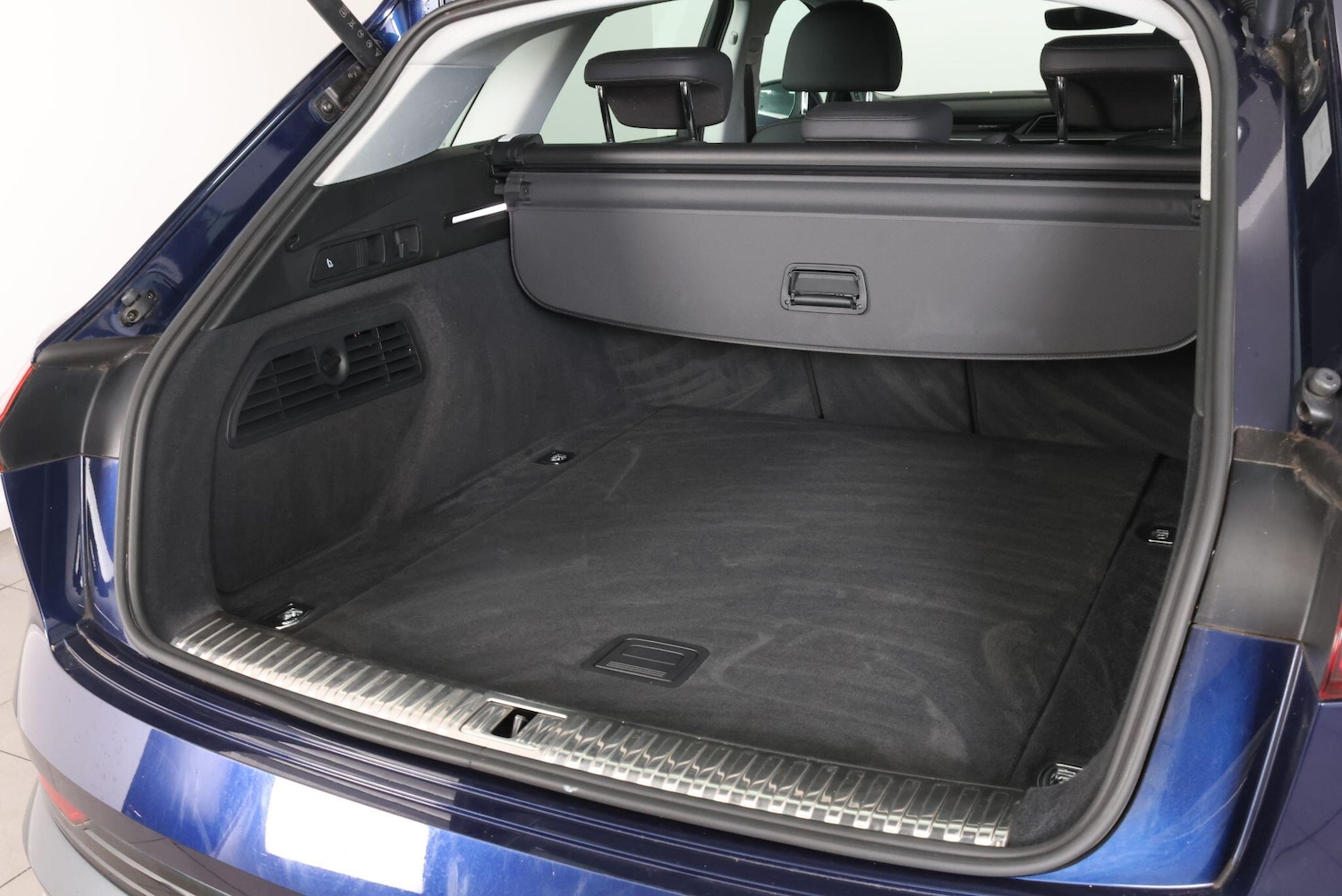 Used Audi e-tron 2022 for sale - 77537865: Photo 71