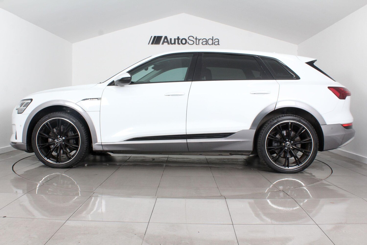 Used Audi e-tron for sale - 76990368: Photo 7