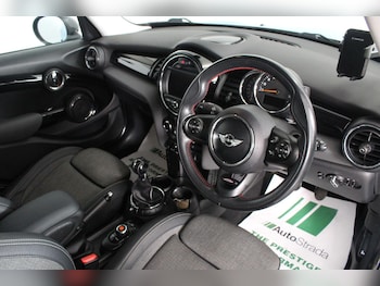 Used MINI Hatch 2015 for sale - 76993321: Photo