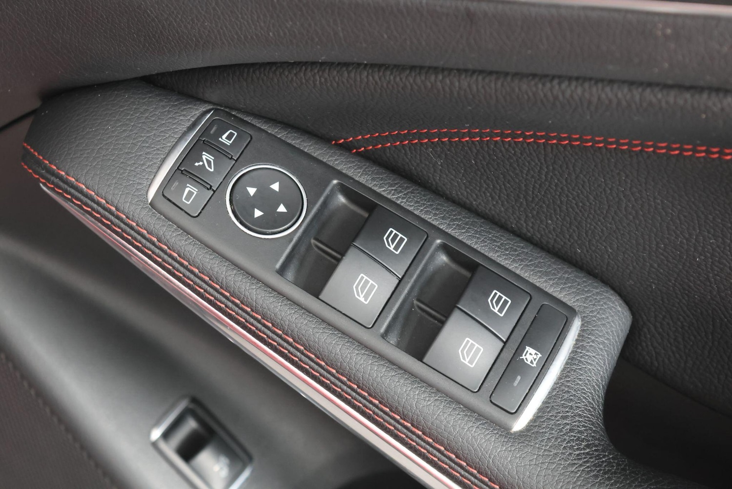 Used Mercedes-Benz GLA 2014 for sale - 77564741: Photo 45