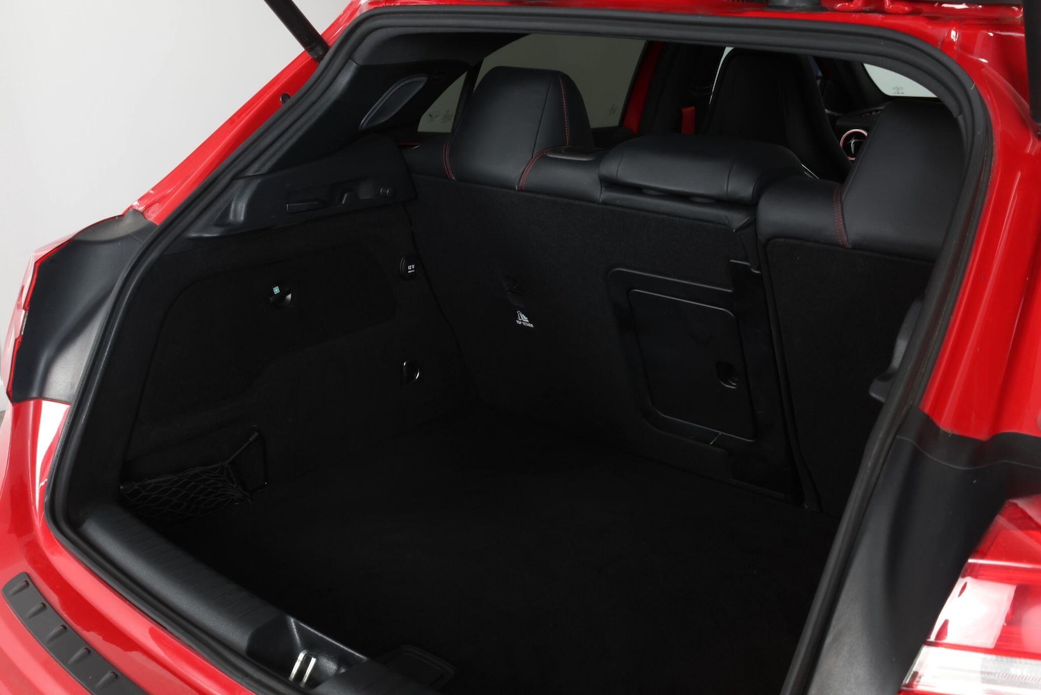 Used Mercedes-Benz GLA 2014 for sale - 77564741: Photo 71