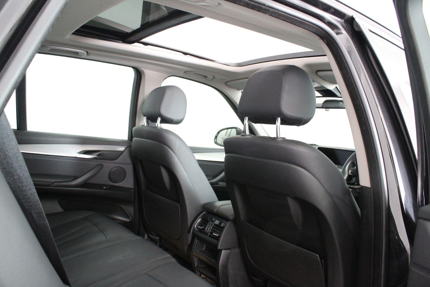 Used BMW X5 2016 for sale - 77057390: Photo 39