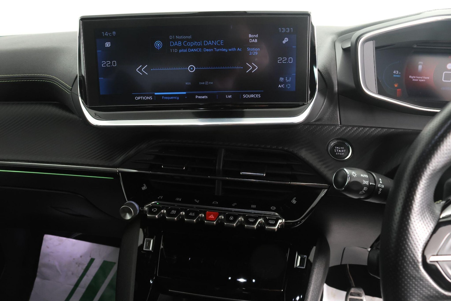 Used Peugeot 2008 for sale - 78136132: Photo 30