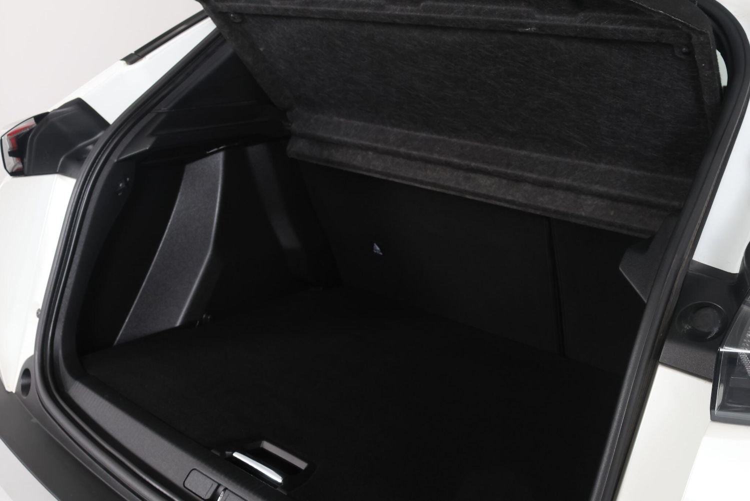 Used Peugeot 2008 for sale - 78136132: Photo 65