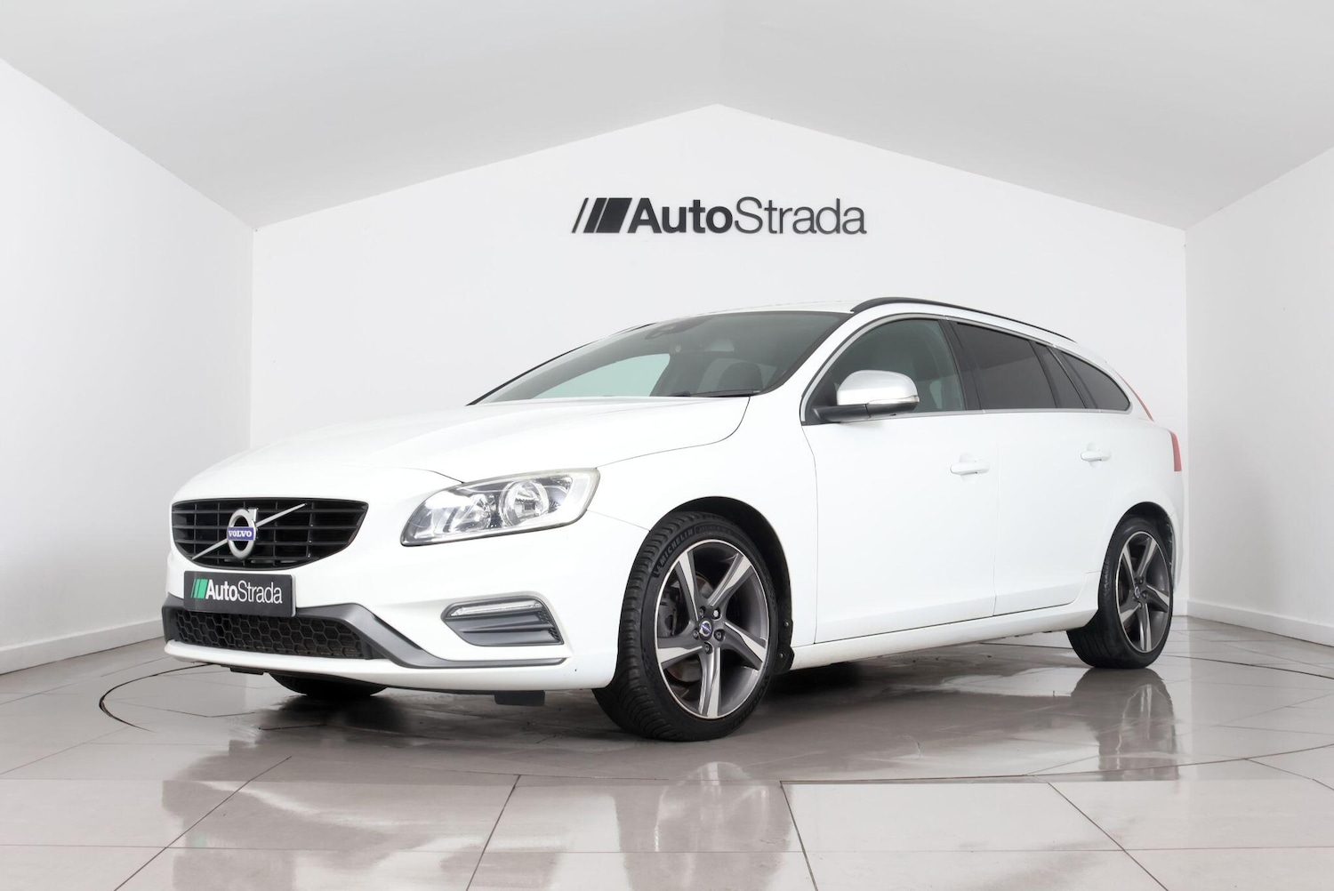 Used Volvo V60 for sale - 77705173: Photo 17