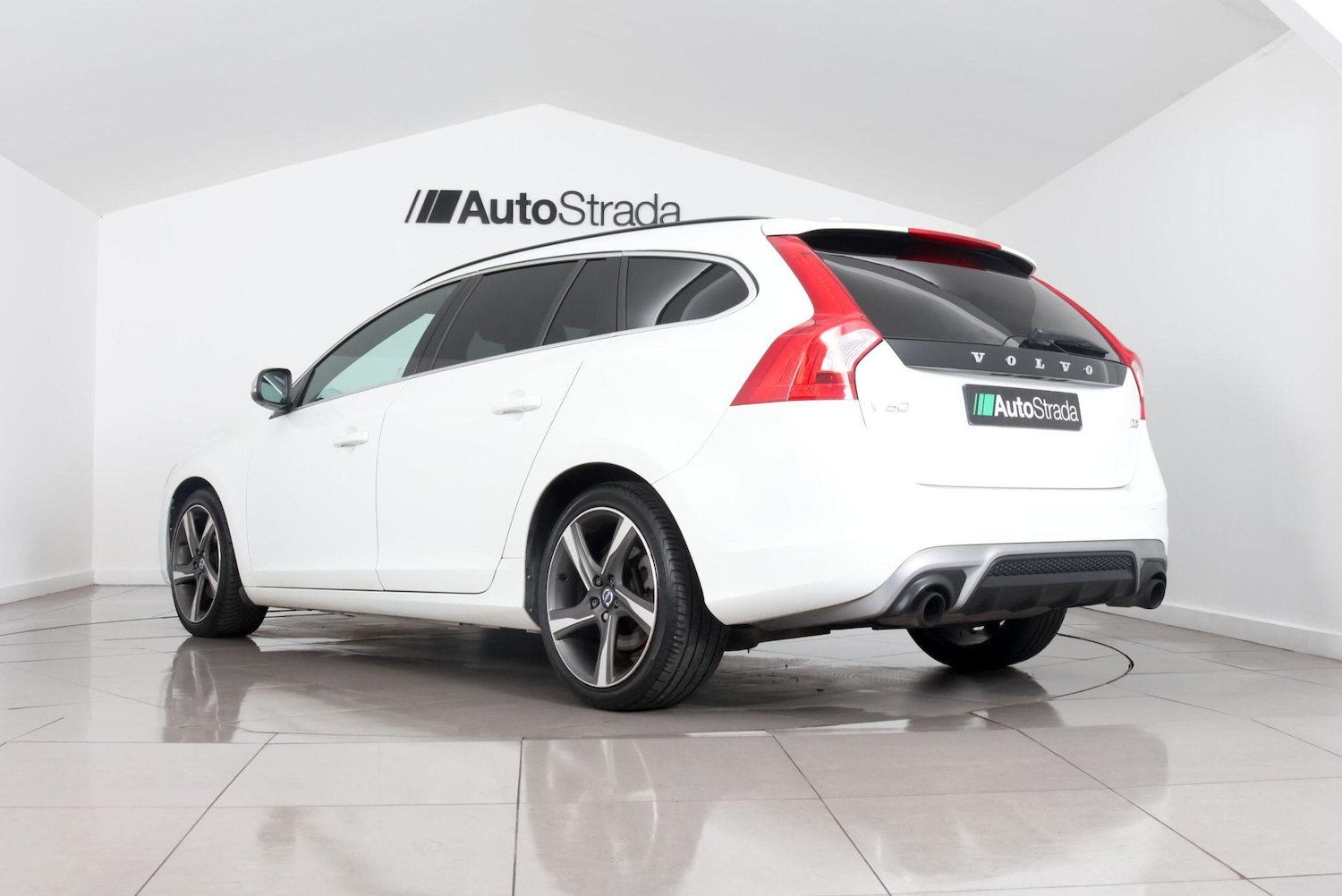 Used Volvo V60 for sale - 77705173: Photo 19