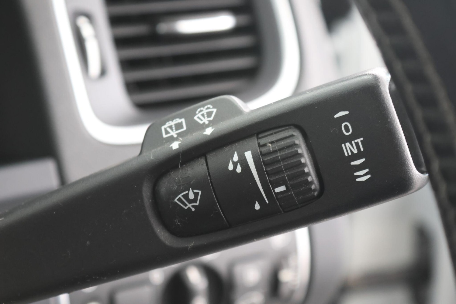 Used Volvo V60 for sale - 77705173: Photo 29