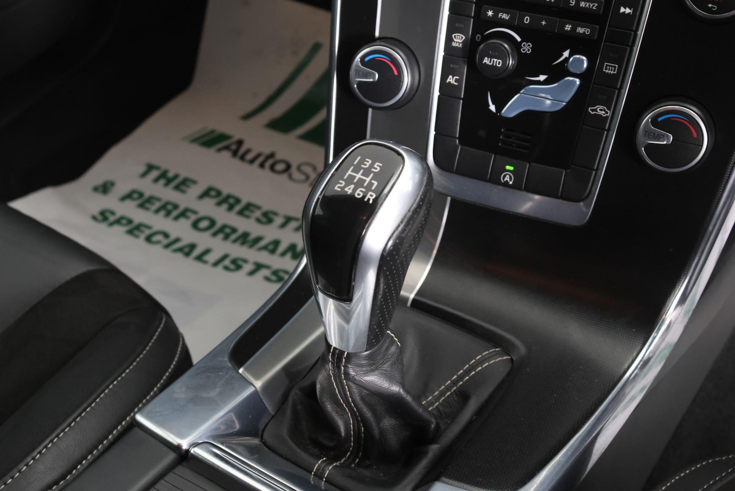 Used Volvo V60 for sale - 77705173: Photo 35