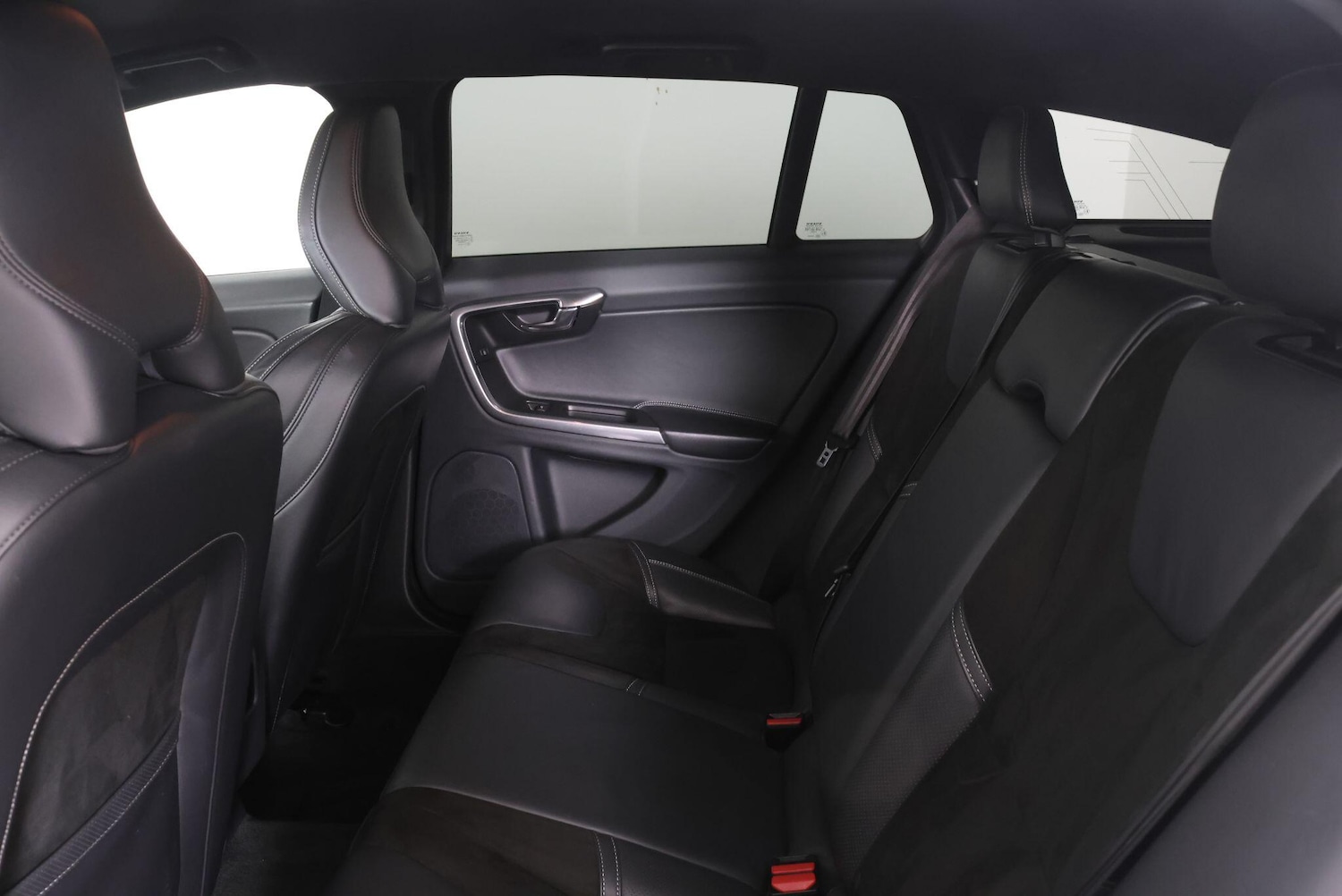 Used Volvo V60 for sale - 77705173: Photo 49