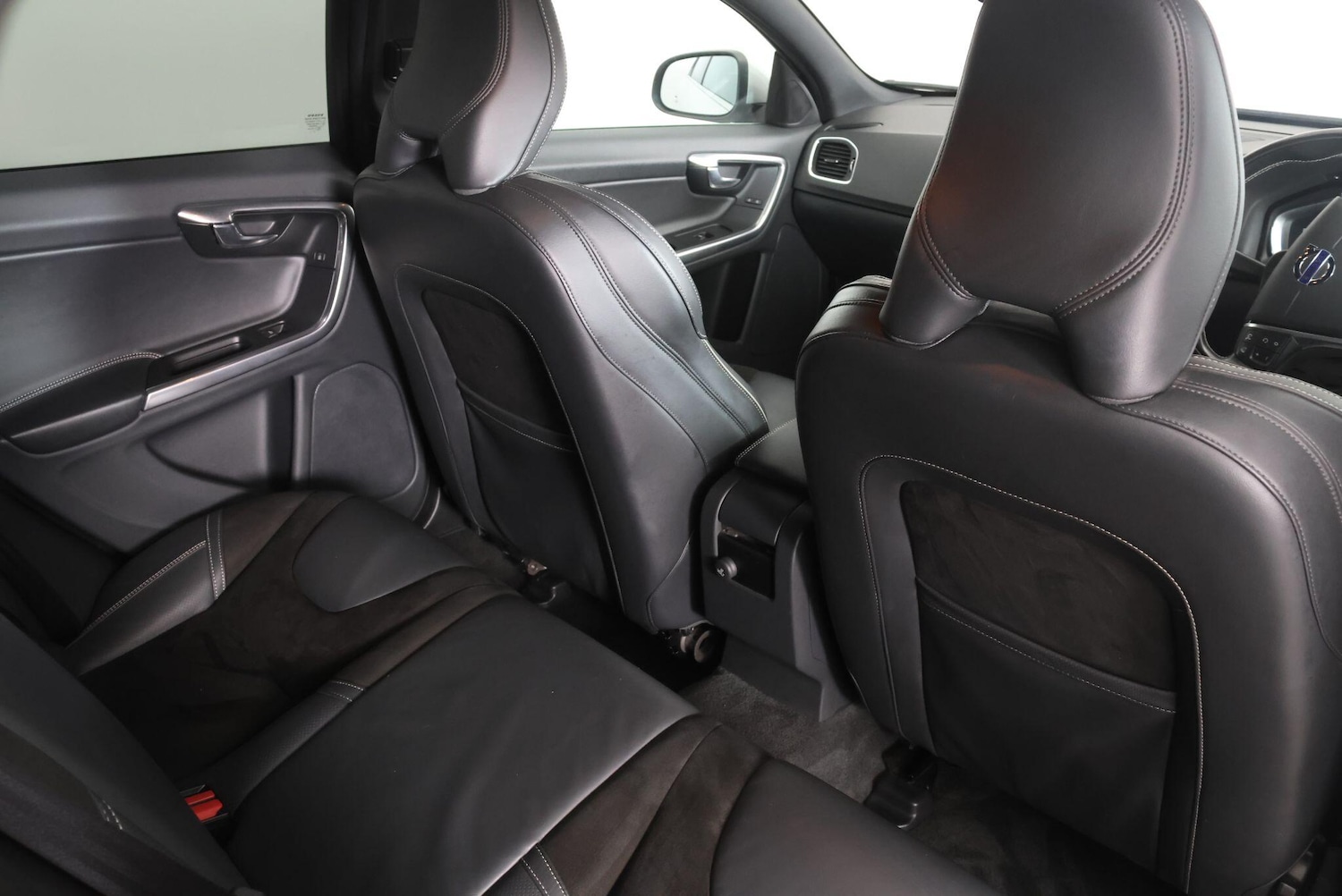 Used Volvo V60 for sale - 77705173: Photo 54