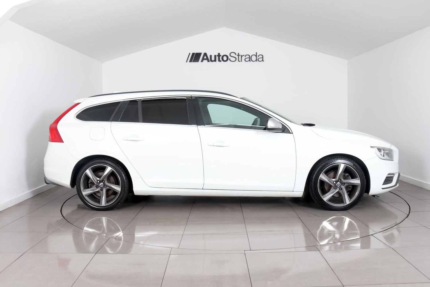 Used Volvo V60 for sale - 77705173: Photo 6