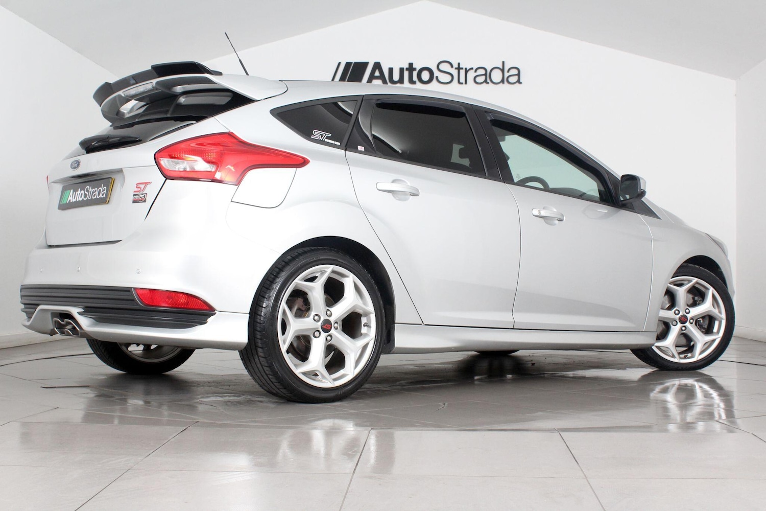 Used Ford Focus 2016 for sale - 76989419: Photo 14