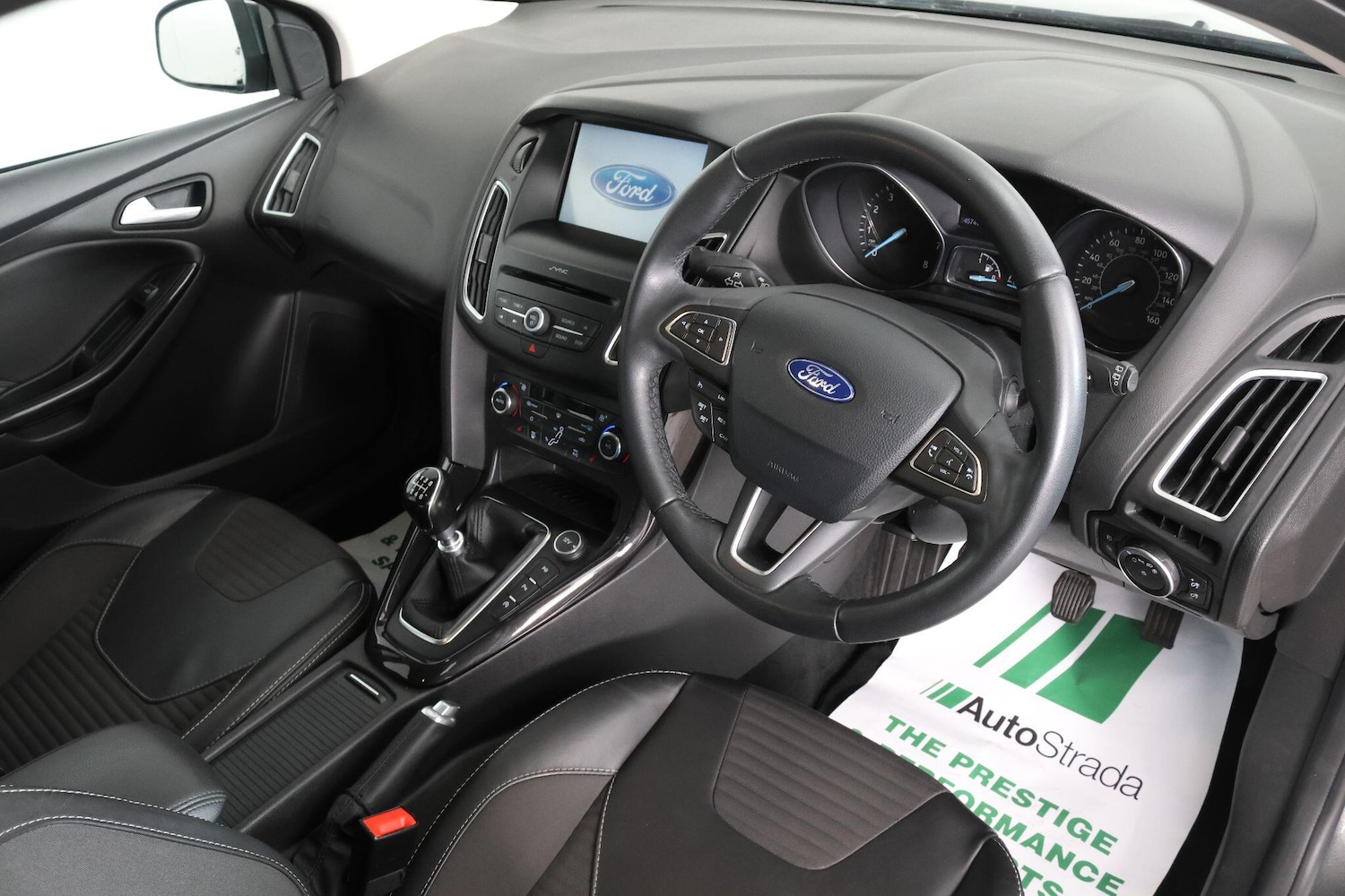 Used Ford Focus for sale - 76995886: Photo 2