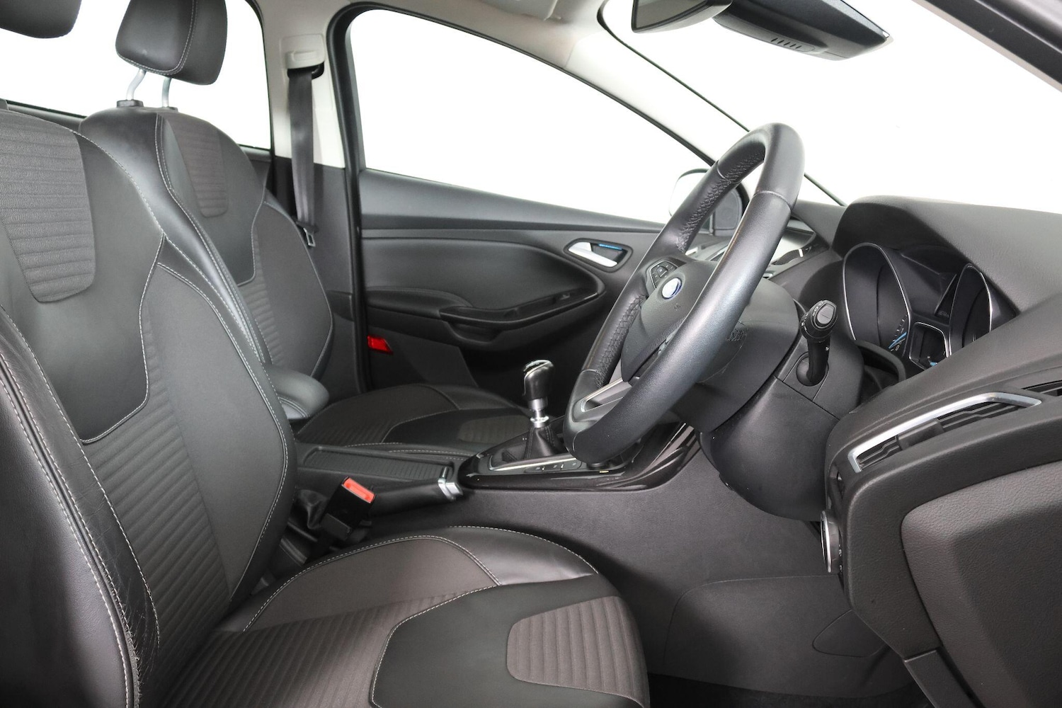 Used Ford Focus for sale - 76995886: Photo 30