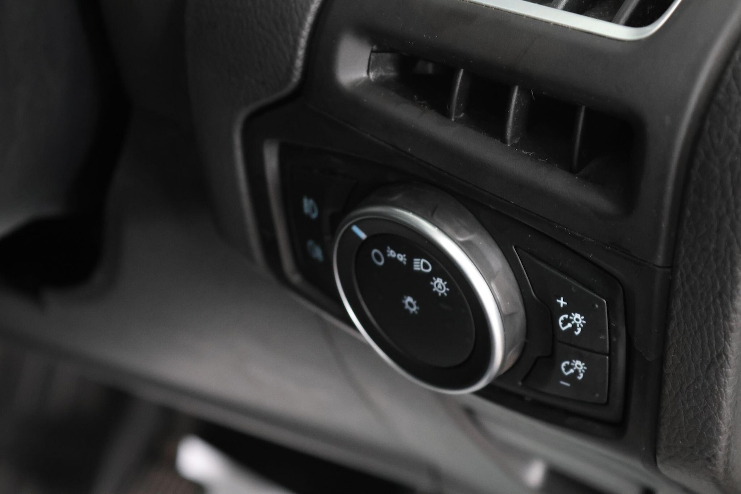 Used Ford Focus for sale - 76995886: Photo 38