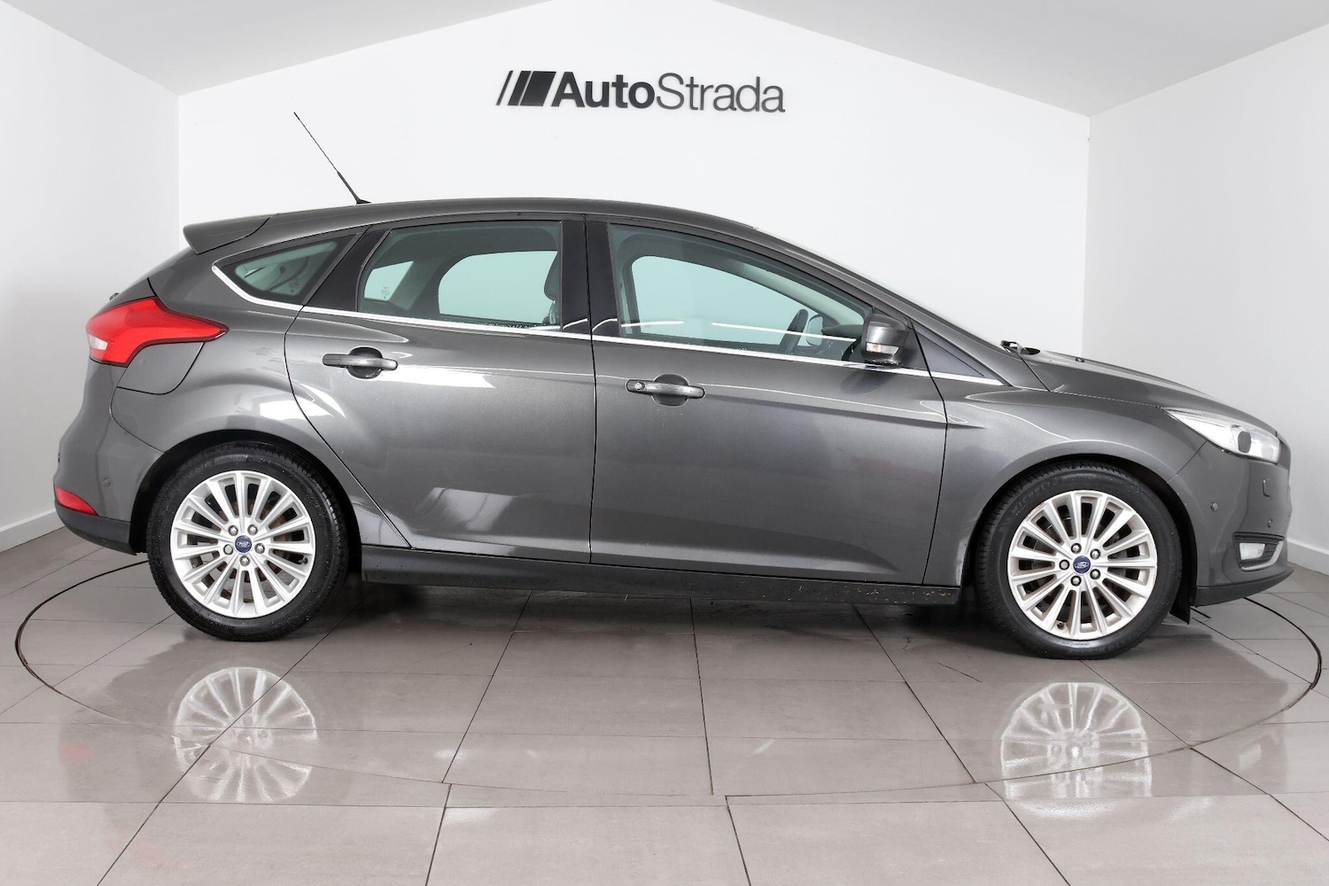 Used Ford Focus for sale - 76995886: Photo 5