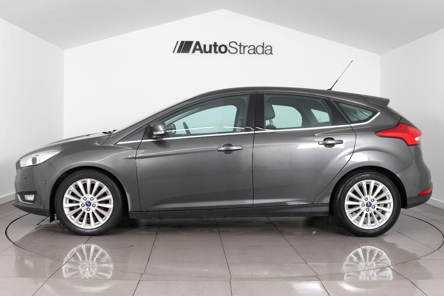Used Ford Focus for sale - 76995886: Photo 6