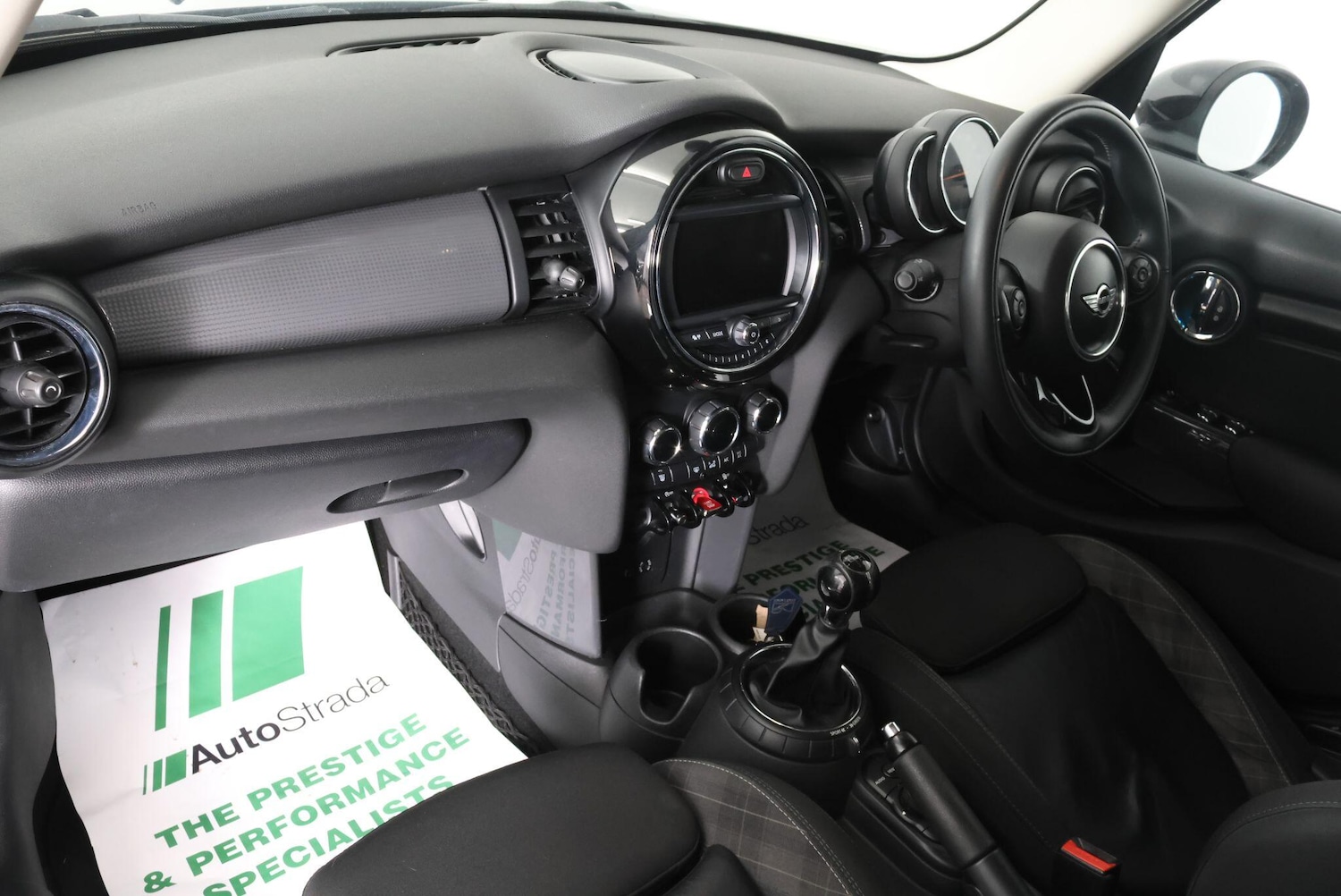 Used MINI Hatch 2016 for sale - 77658956: Photo 4