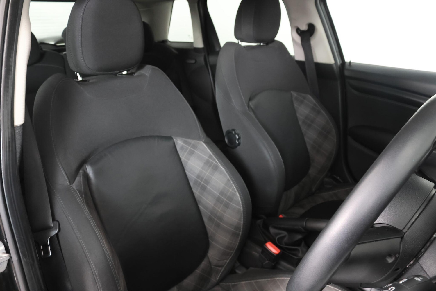 Used MINI Hatch 2016 for sale - 77658956: Photo 47