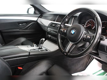 Used BMW 5 Series 2015 for sale - 76993148: Photo