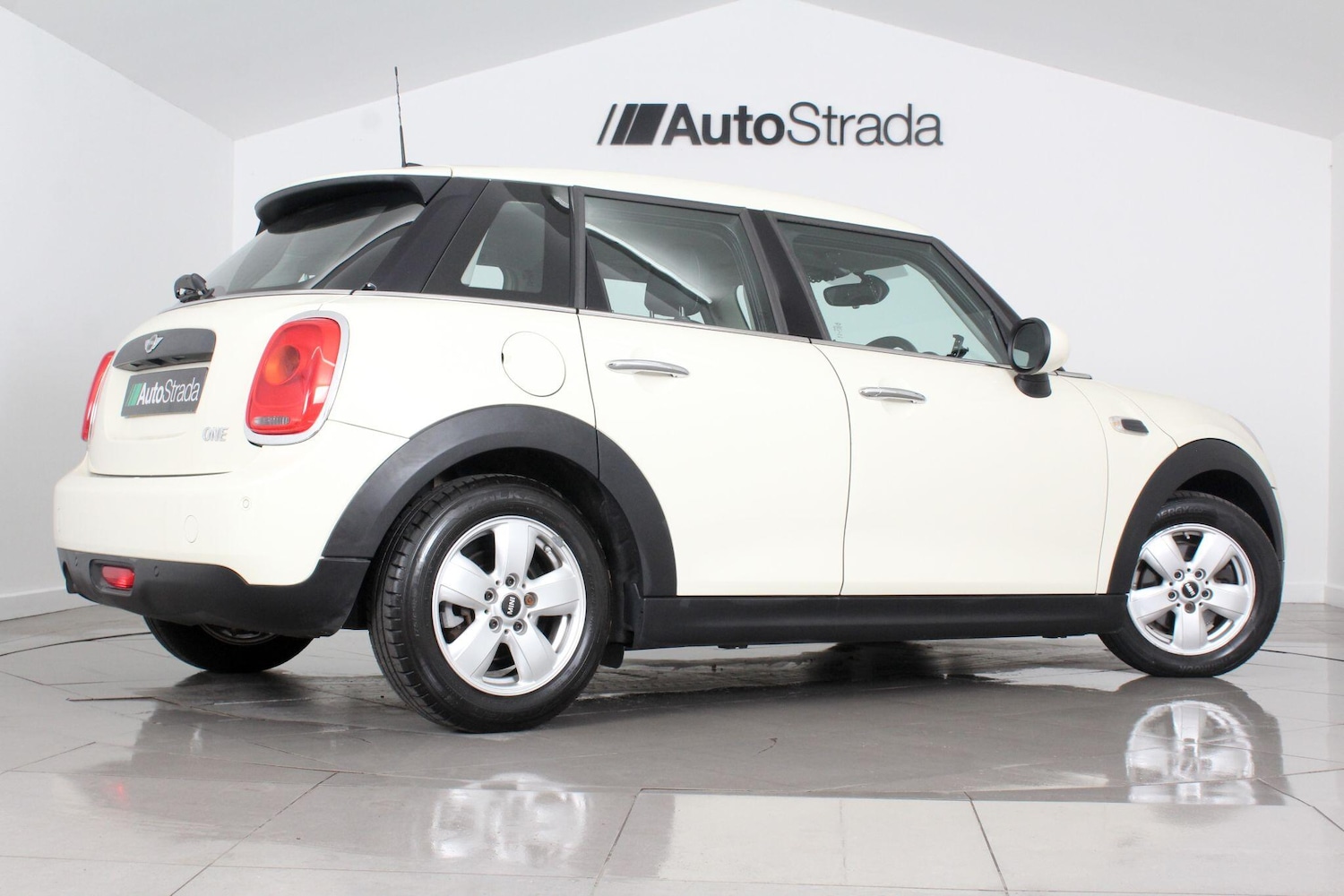Used MINI Hatch 2016 for sale - 76990715: Photo 12