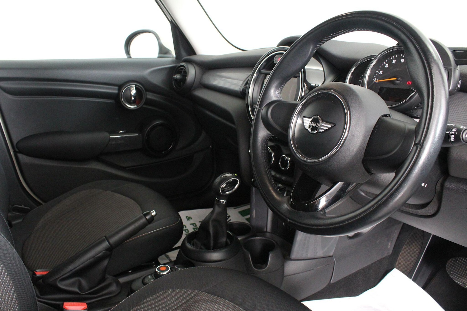 Used MINI Hatch 2016 for sale - 76990715: Photo 2