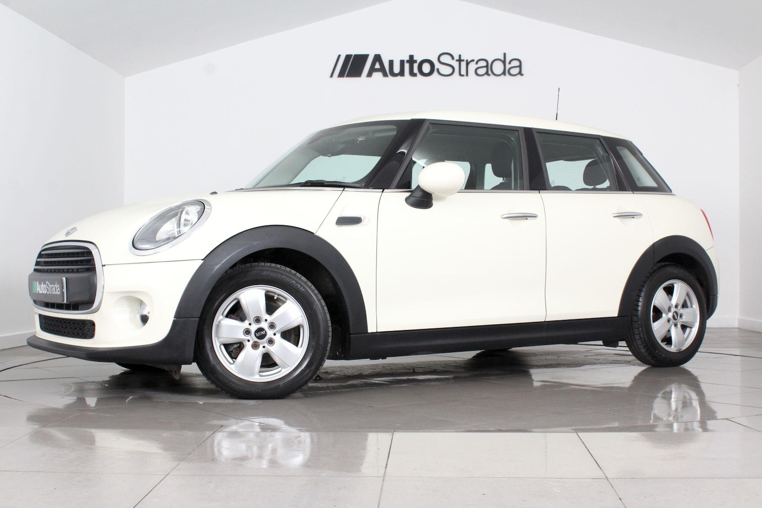 Used MINI Hatch 2016 for sale - 76990715: Photo 5