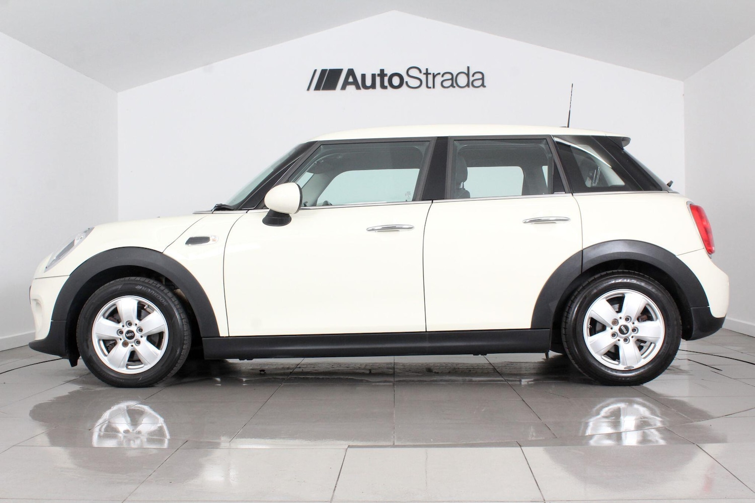 Used MINI Hatch 2016 for sale - 76990715: Photo 7
