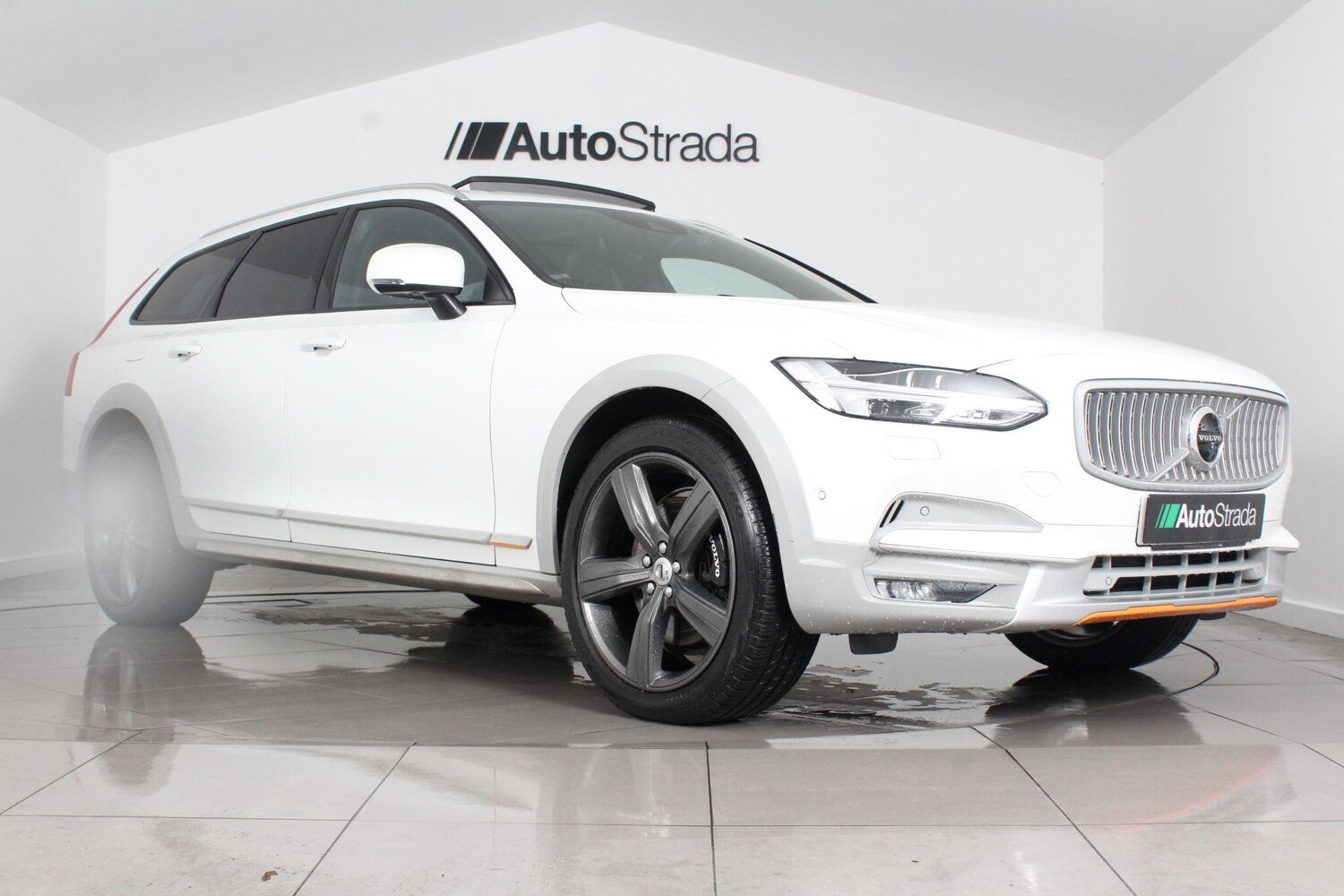 Used Volvo V90 Cross Country for sale - 76996455: Photo 15