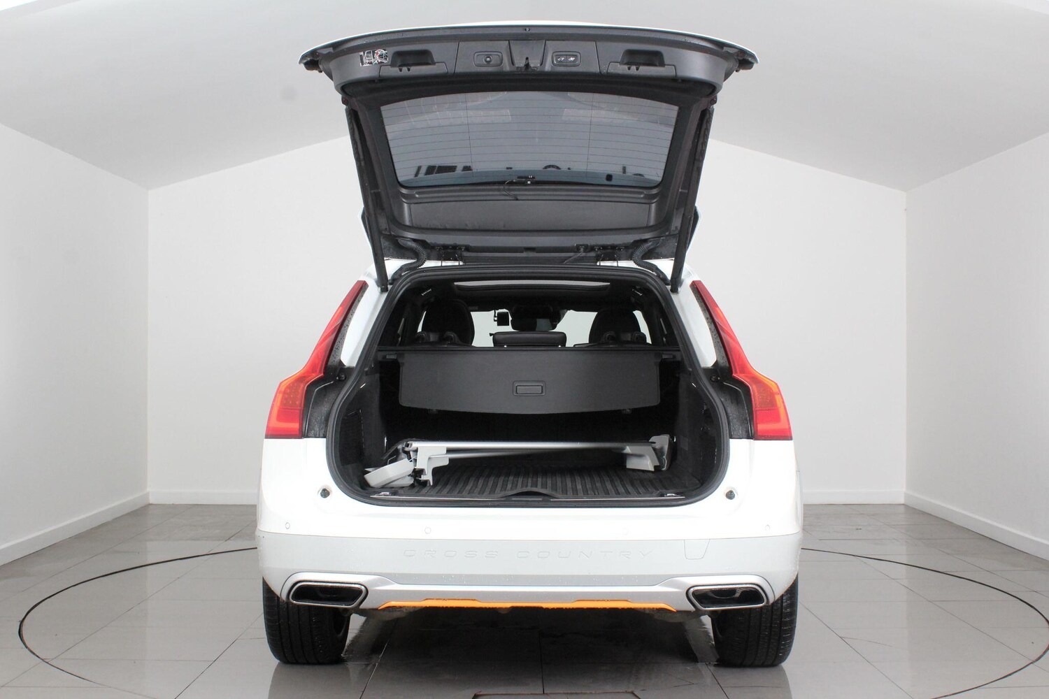 Used Volvo V90 Cross Country for sale - 76996455: Photo 21