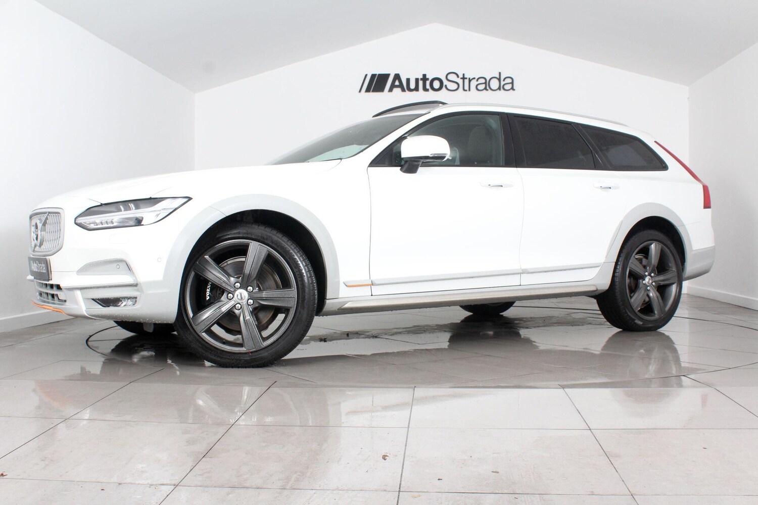Used Volvo V90 Cross Country for sale - 76996455: Photo 6