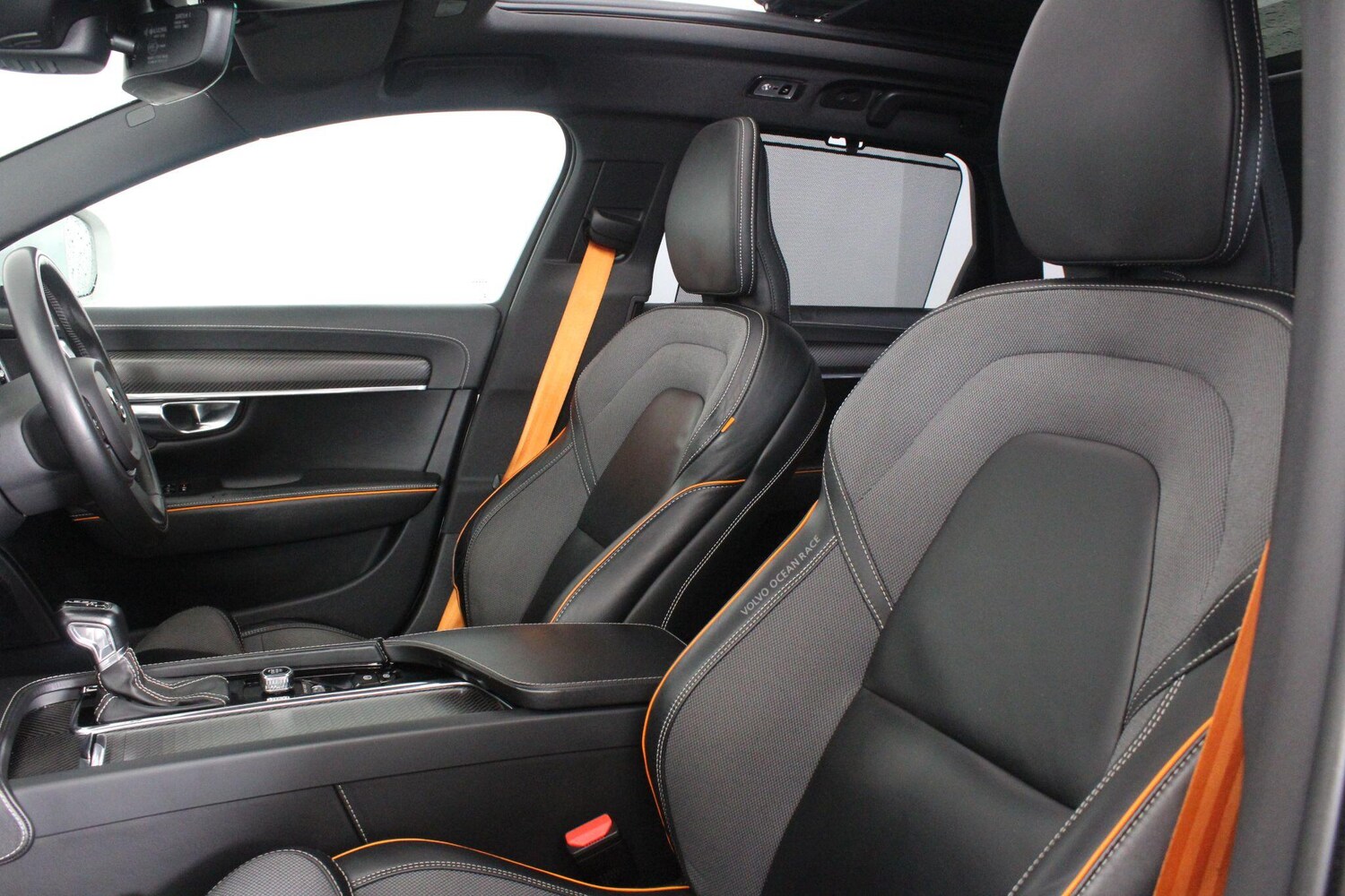 Used Volvo V90 Cross Country for sale - 76996455: Photo 65