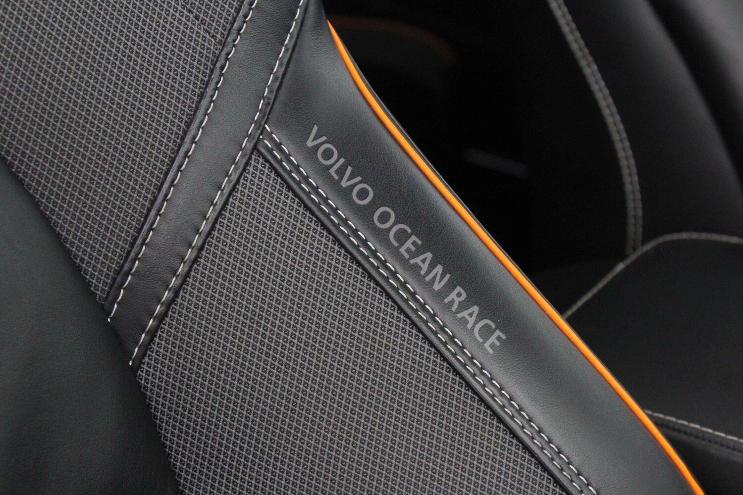 Used Volvo V90 Cross Country for sale - 76996455: Photo 69