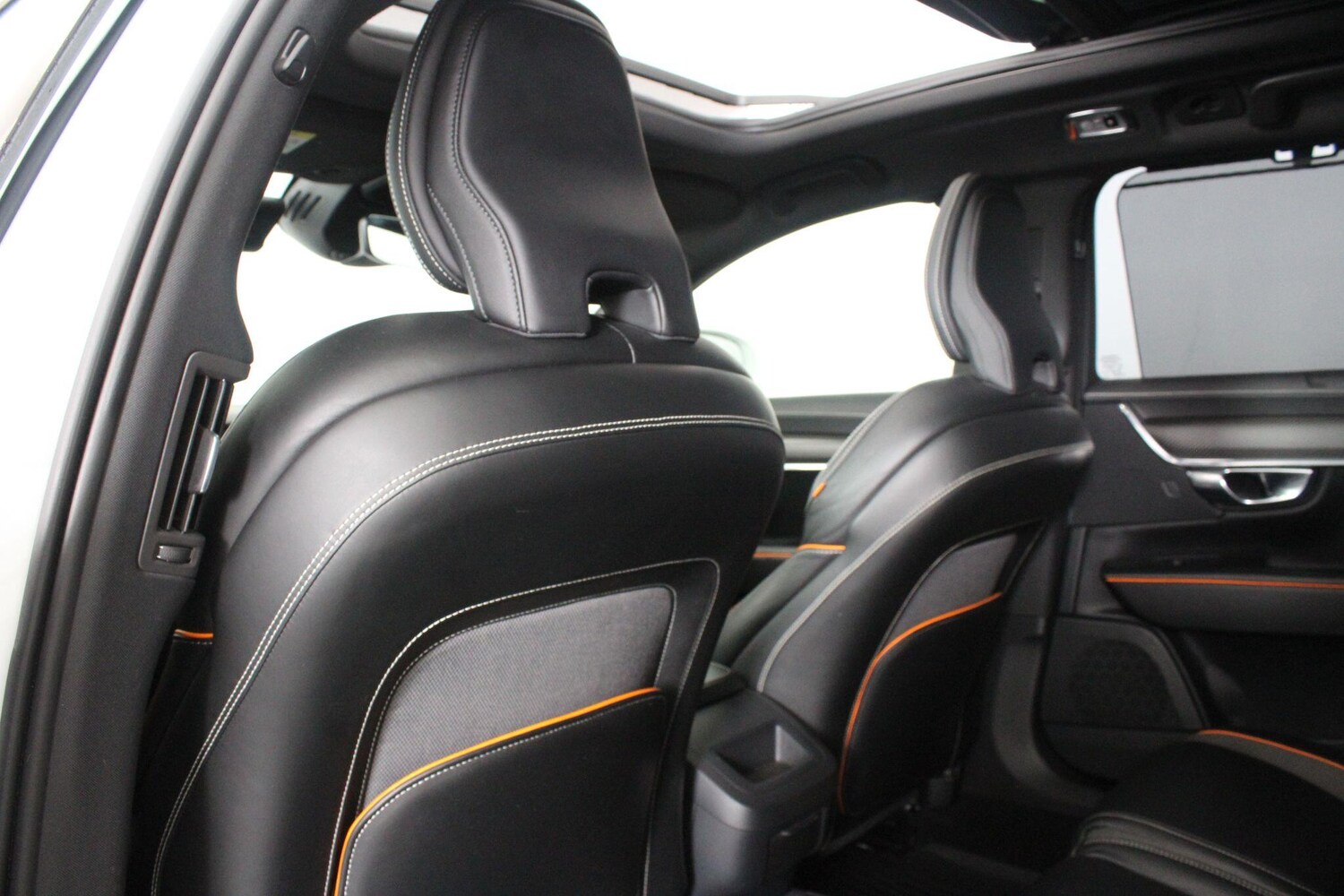 Used Volvo V90 Cross Country for sale - 76996455: Photo 70