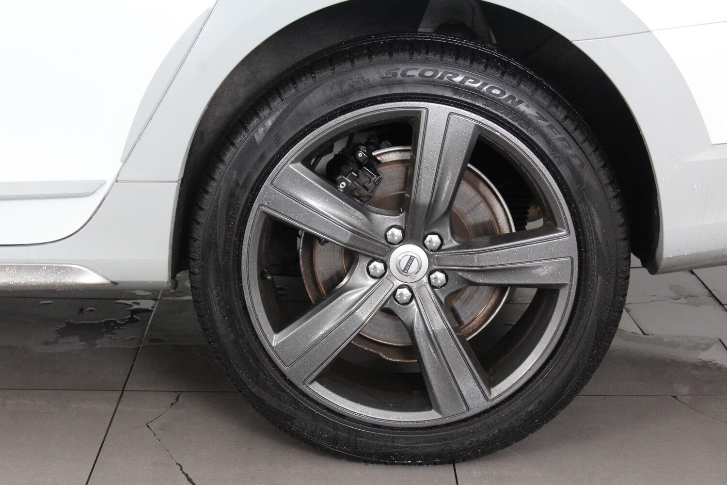 Used Volvo V90 Cross Country for sale - 76996455: Photo 95