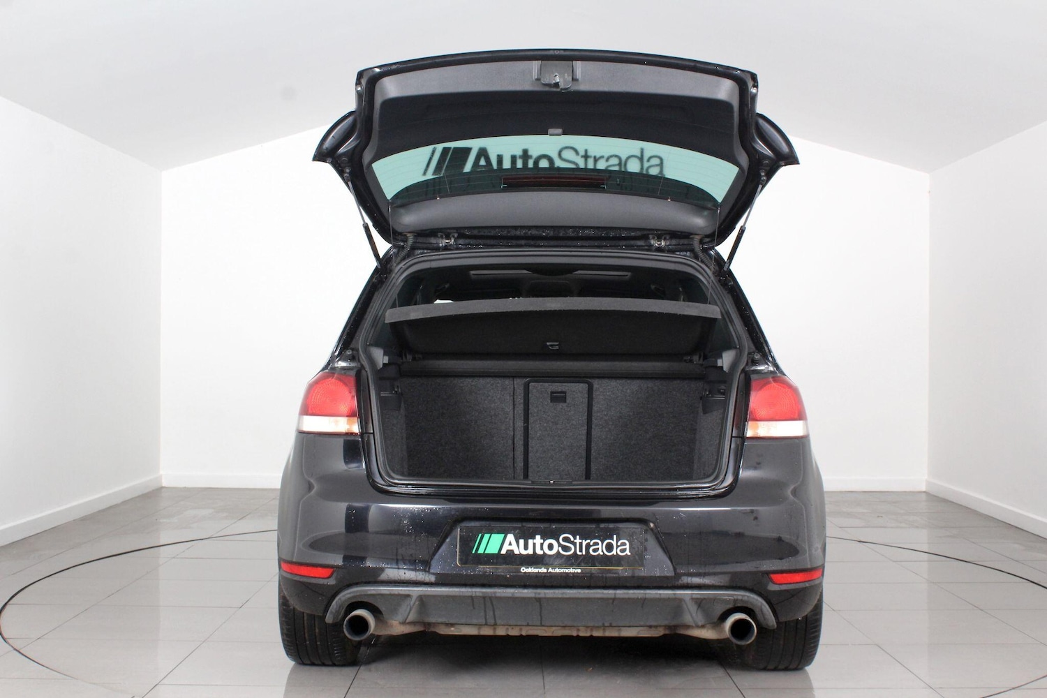 Used Volkswagen Golf 2010 for sale - 76991048: Photo 17