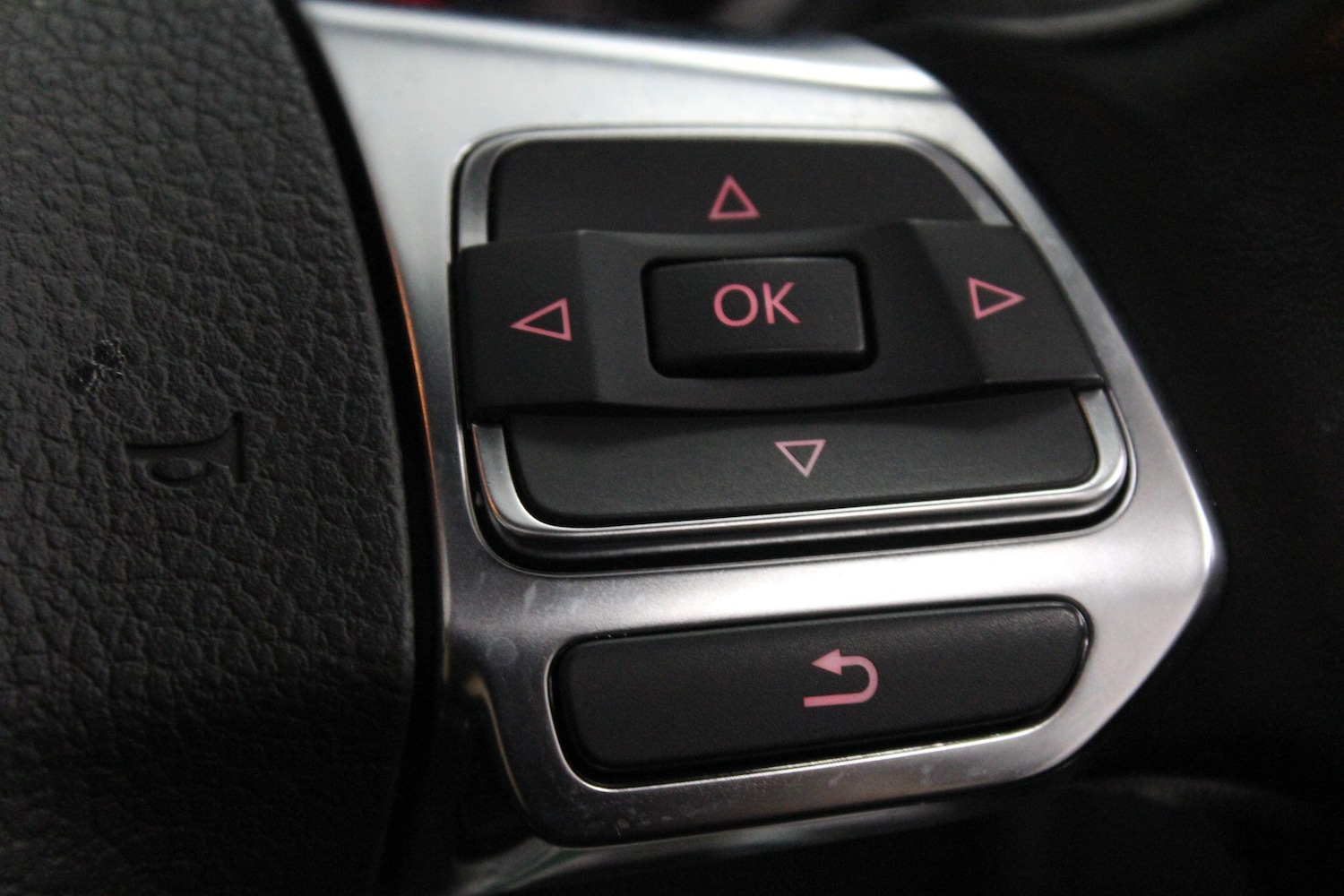 Used Volkswagen Golf 2010 for sale - 76991048: Photo 22