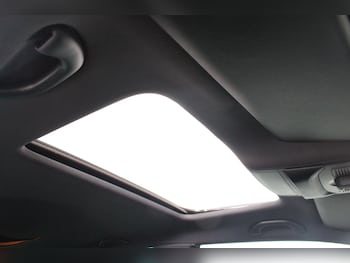 Used Volkswagen Golf 2010 for sale - 76991048: Photo