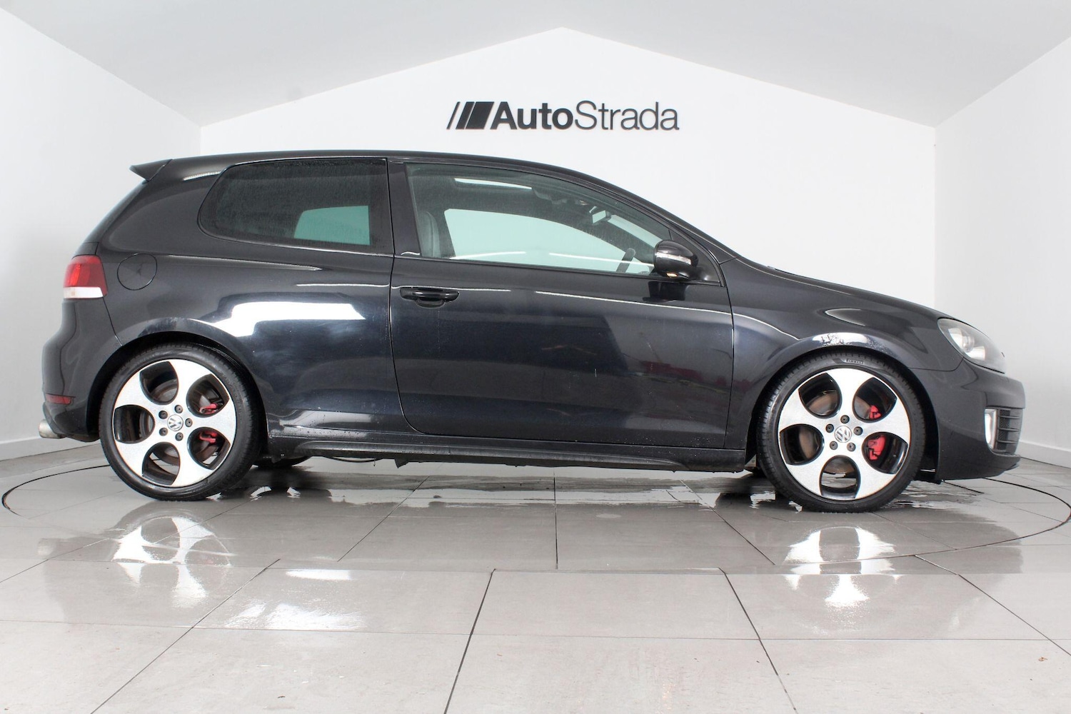 Used Volkswagen Golf 2010 for sale - 76991048: Photo 5