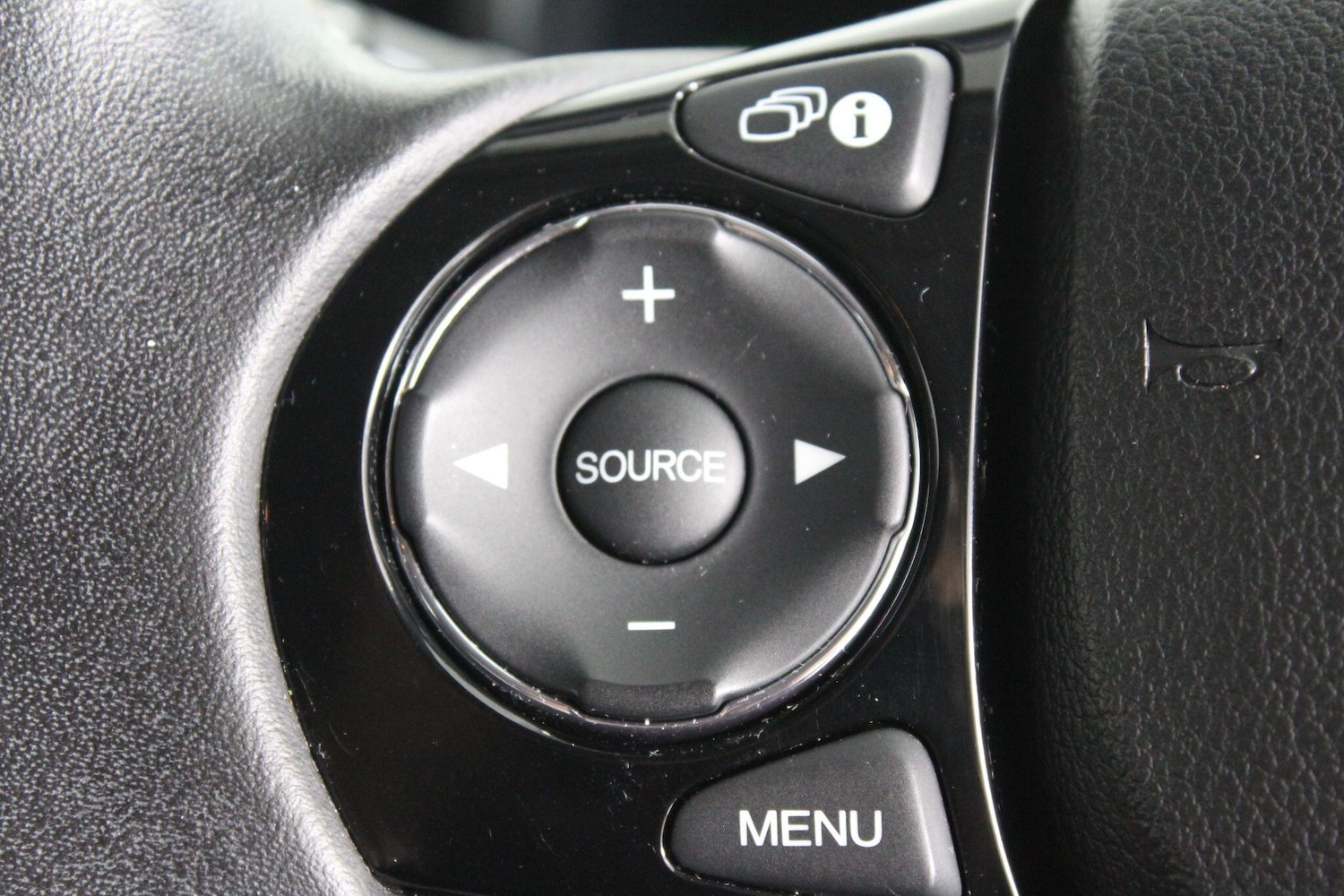 Used Honda Civic for sale - 76994102: Photo 25