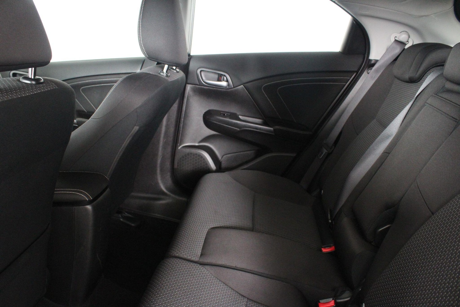 Used Honda Civic for sale - 76994102: Photo 56