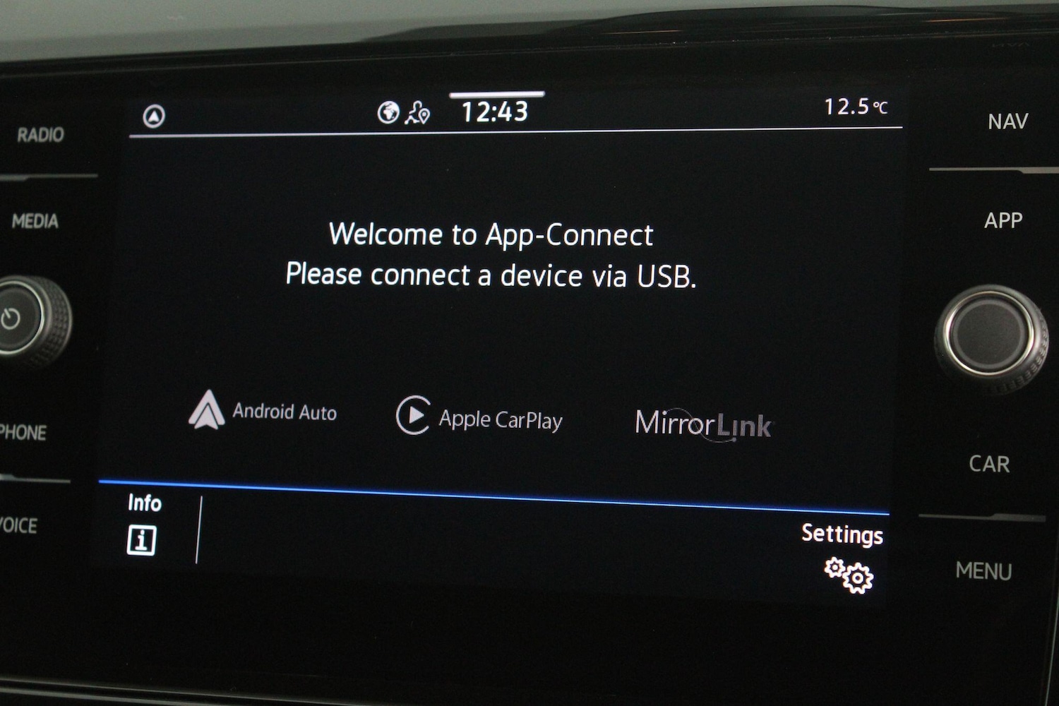 Used Volkswagen T-Cross for sale - 76995571: Photo 38