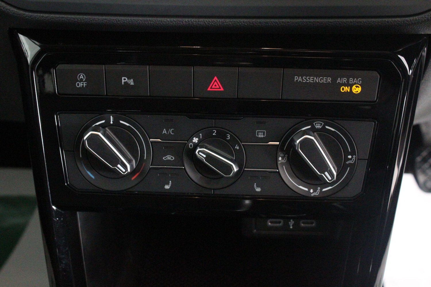 Used Volkswagen T-Cross for sale - 76995571: Photo 44