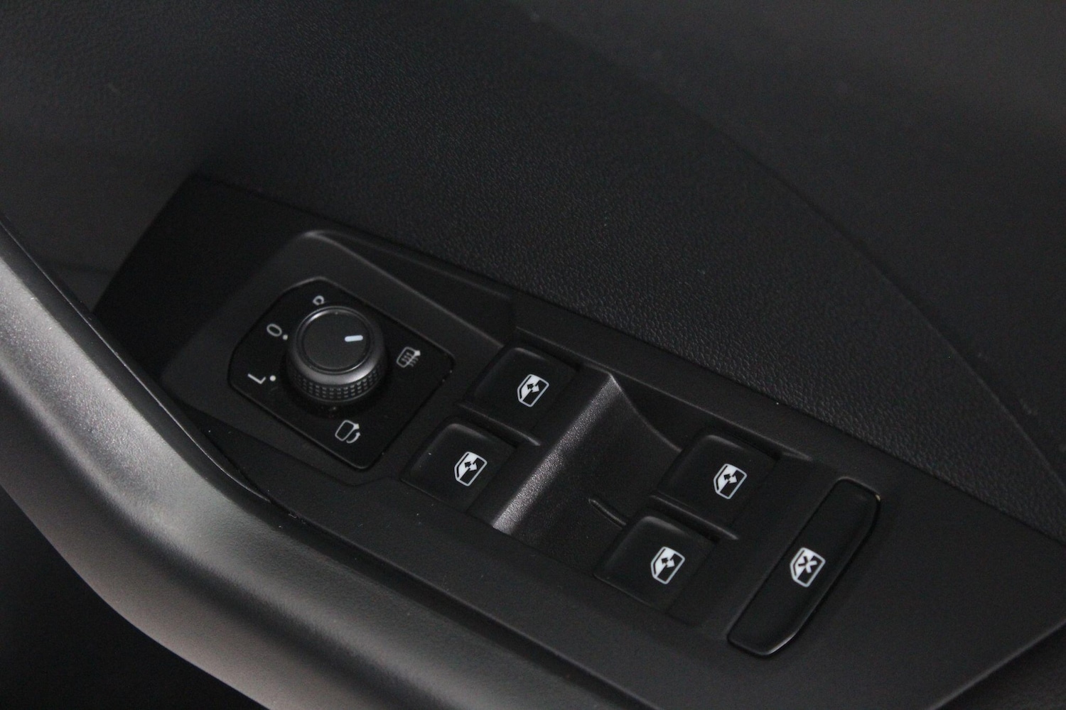 Used Volkswagen T-Cross for sale - 76995571: Photo 48