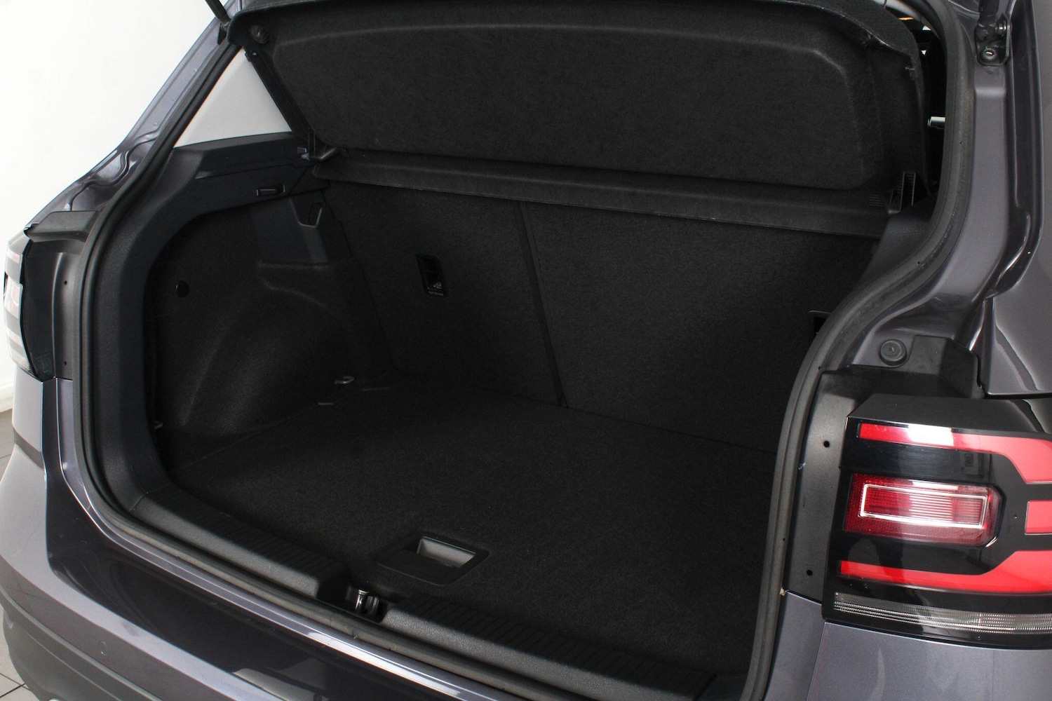 Used Volkswagen T-Cross for sale - 76995571: Photo 70