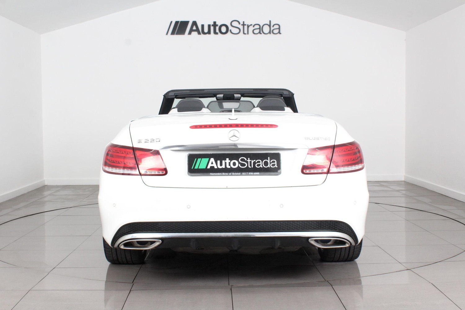 Used Mercedes-Benz E Class 2015 for sale - 76990852: Photo 11