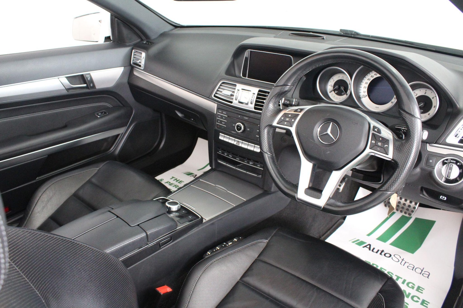 Used Mercedes-Benz E Class 2015 for sale - 76990852: Photo 3