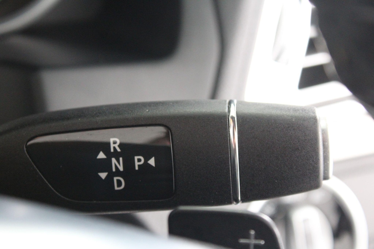 Used Mercedes-Benz E Class 2015 for sale - 76990852: Photo 39