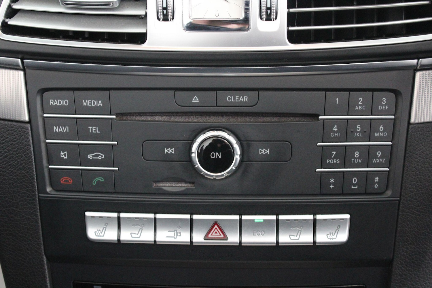 Used Mercedes-Benz E Class 2015 for sale - 76990852: Photo 44